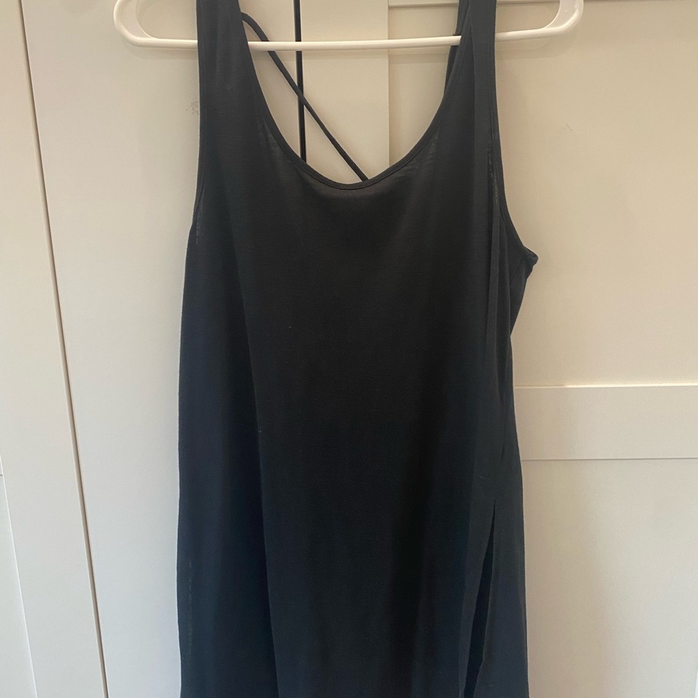 Black Sleeveless Dress